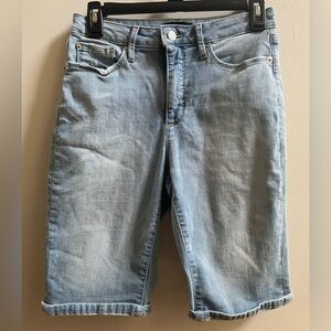 Banana Republic Curvy 10” Shorts - size 27/4